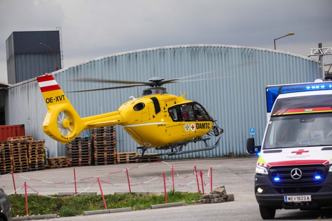 Arbeitsunfall auf Baustelle in Marchtrenk fordert zwei Schwerverletzte
