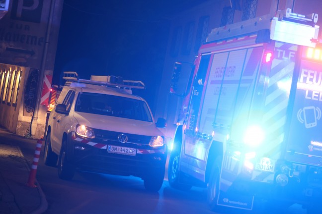 Drei Feuerwehren bei Brand in einer Backstube in Vorchdorf im Einsatz