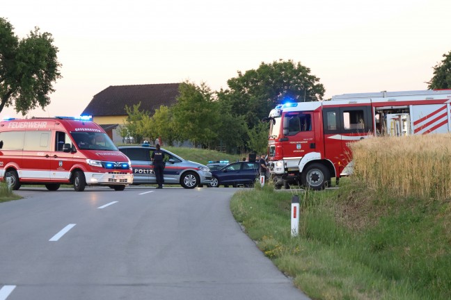 Tragischer Crash: Radfahrerin (13) bei Kollision mit PKW in Offenhausen t�dlich verletzt