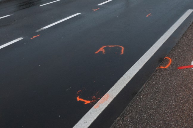 T�dlicher Verkehrsunfall: Fu�g�nger (92) auf Salzkammergutstra�e in Altm�nster von PKW erfasst