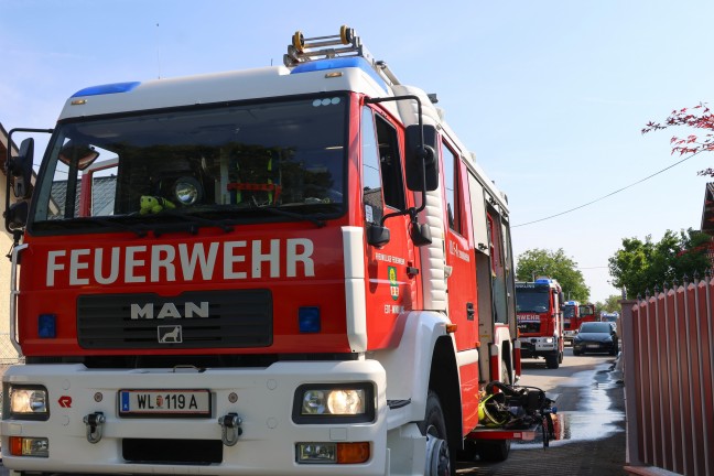 Vier Verletzte bei Brand in einem Einfamilienhaus in Edt bei Lambach