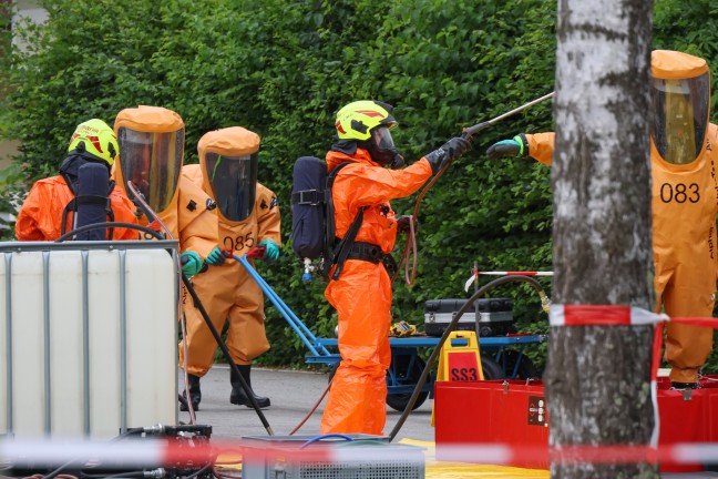 Chlorgasaustritt: Gro�einsatz der Feuerwehr bei Freibad in St. Martin im Innkreis