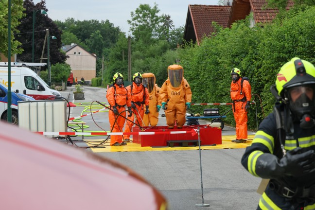 Chlorgasaustritt: Gro�einsatz der Feuerwehr bei Freibad in St. Martin im Innkreis