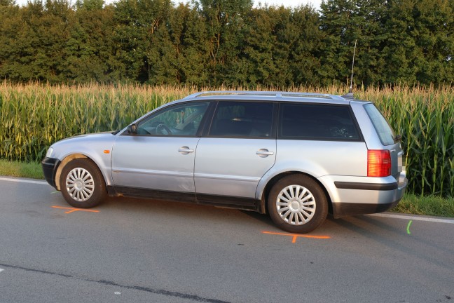Drei teils Schwerverletzte bei Crash mit vier beteiligten Autos auf Wiener Stra�e bei Lambach