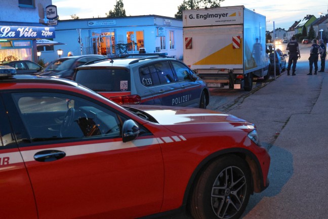 Schadstoffeinsatz: Austritt von K�hlmittel aus einem abgestellten Klein-LKW in Wels-Neustadt