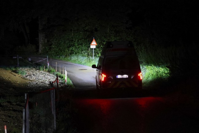 Vier Feuerwehren zu vermeintlich schwerem Unfall nach Kematen an der Krems alarmiert