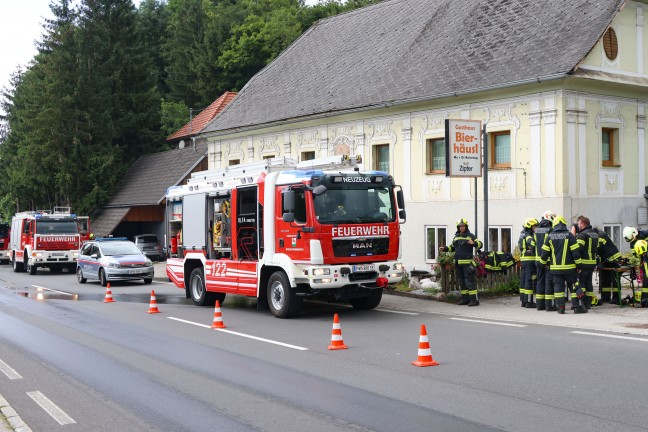K�chenbrand: Vier Feuerwehren bei Brand in einem Gasthaus in Sierning im Einsatz