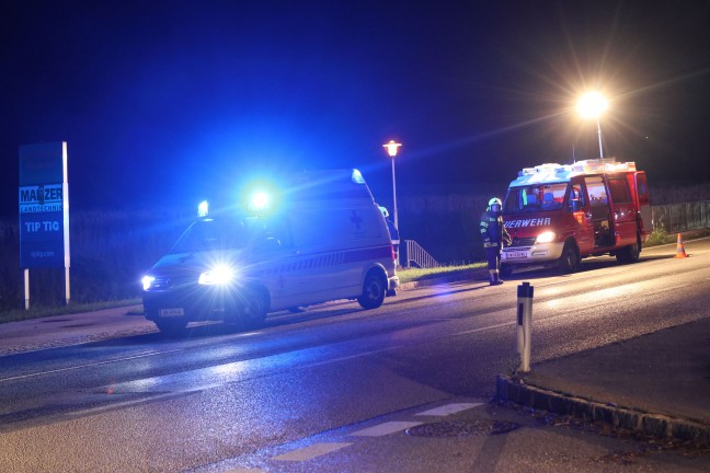 Heftiger Auffahrunfall auf Innviertler Stra�e bei Krenglbach endet glimpflich