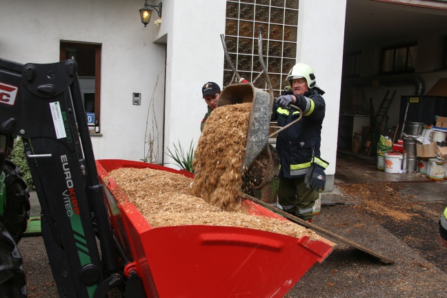 Brand des Sgespnesilos einer Tischlerei in Pettenbach