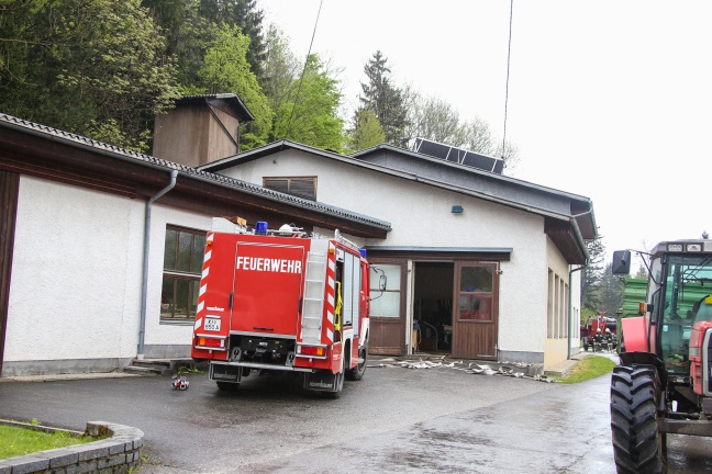 Brand des Sägespänesilos einer Tischlerei in Pettenbach