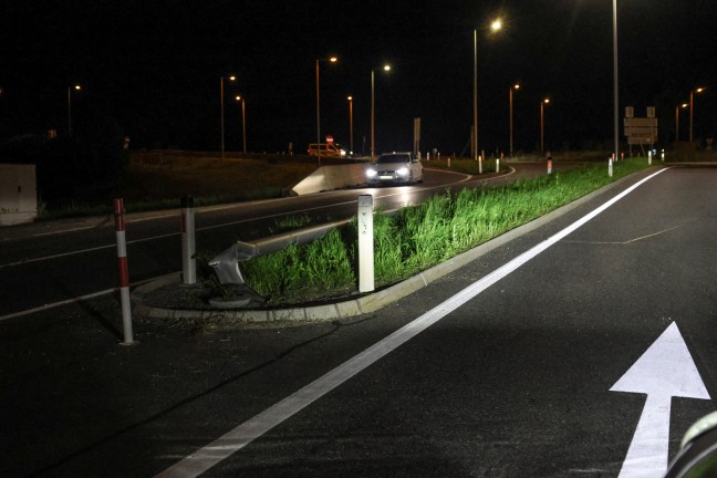 Drei Verletzte bei Unfall auf Salzkammergutstra�e in Regau