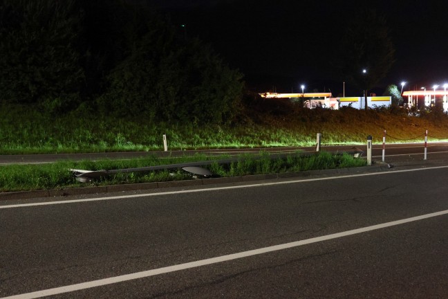 Drei Verletzte bei Unfall auf Salzkammergutstra�e in Regau