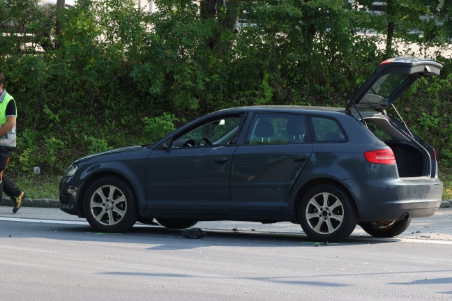 Schwerer Kreuzungscrash: Mopedlenker und Autolenkerin bei Unfall in Gunskirchen verletzt