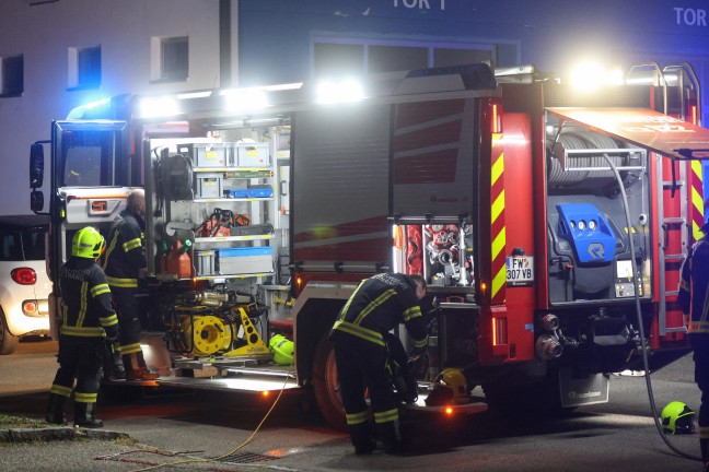 Schuh verloren: Tatverd�chtiger nach Brandstiftung bei Autohaus in Attnang-Puchheim ausgeforscht