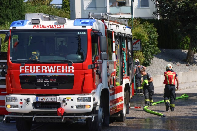 Vier Feuerwehren bei Brand in der Garage eines Wohnhauses in Steegen im Einsatz
