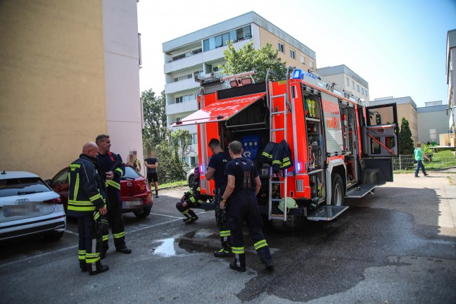 Angebranntes Kochgut: Drei Feuerwehren bei gemeldetem Brand in Leonding im Einsatz
