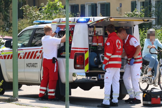 Angebranntes Kochgut: Betagte Bewohnerin nach Einsatz in Wels-Vogelweide ins Klinikum gebracht