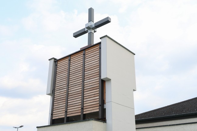 N�chtliches Glockengel�ut: Unbekannte T�ter l�uten in Asten mitten in der Nacht die Kirchenglocken