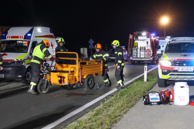 Schwerer Tuk-Tuk-Unfall auf der Innviertler Stra�e bei Neumarkt im Hausruckkreis