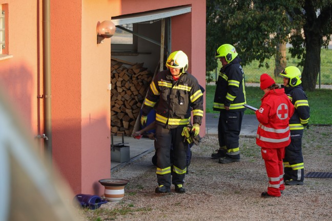 Verpuffung an Pelletsheizung sorgte f�r morgendlichen Feuerwehreinsatz in Wei�kirchen an der Traun