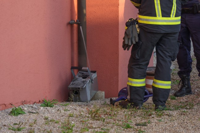 Verpuffung an Pelletsheizung sorgte f�r morgendlichen Feuerwehreinsatz in Wei�kirchen an der Traun