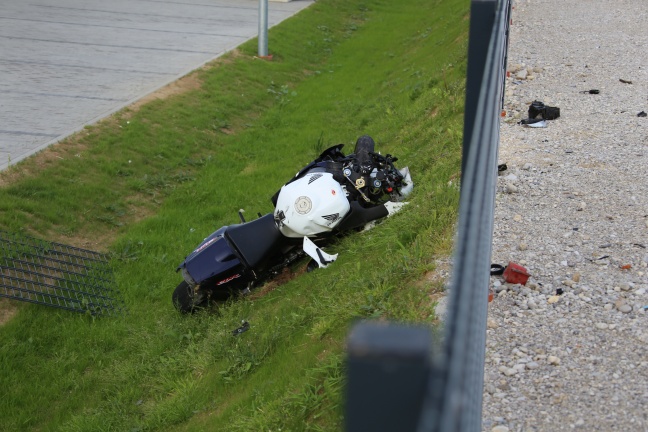 Motorradlenker bei Verkehrsunfall auf der Großendorfer Straße in Eberstalzell schwer verletzt