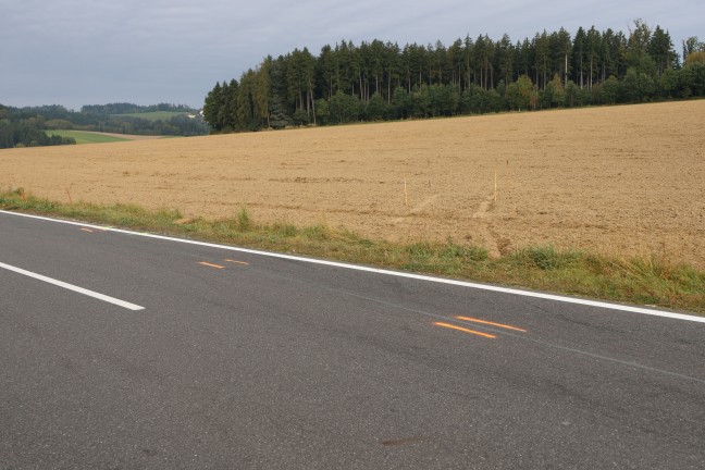 T�dlicher Crash: Mopedlenkerin (15) stirbt bei Frontalkollision mit PKW in Waizenkirchen