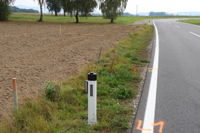 T�dlicher Crash: Mopedlenkerin (15) stirbt bei Frontalkollision mit PKW in Waizenkirchen