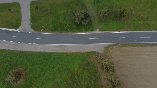 T�dlicher Crash: Mopedlenkerin (15) stirbt bei Frontalkollision mit PKW in Waizenkirchen