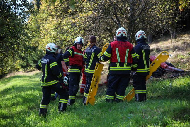 Personenrettung: Person bei M�harbeiten in Scharten unter Balkenm�her eingeklemmt