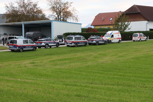 Cobraeinsatz: Polizeigro�aufgebot bei Bauernhof in Vorchdorf im Einsatz