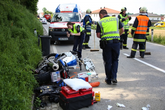 Motorradlenker bei Verkehrsunfall auf der Sattledter Straße in Fischlham verletzt