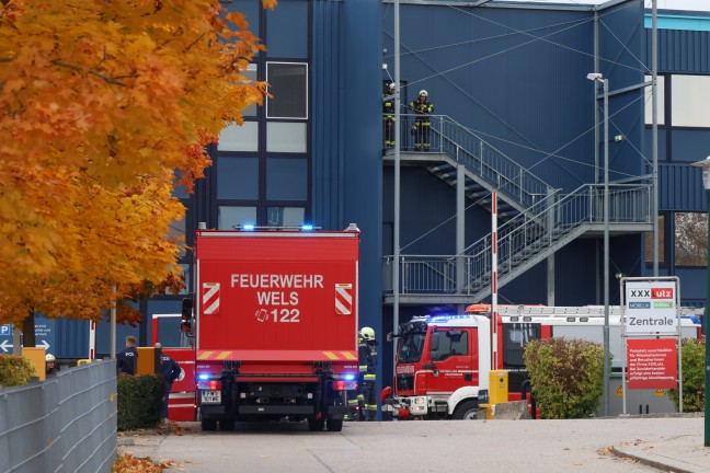 Sprinkleranlage l�schte Brand in Kantinenk�che bei M�belhauszentrale in Wels-Neustadt
