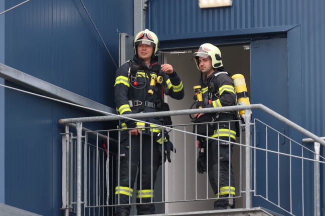Sprinkleranlage l�schte Brand in Kantinenk�che bei M�belhauszentrale in Wels-Neustadt