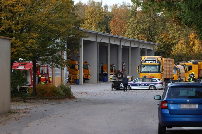 Vier Feuerwehren bei Brand bei einem Unternehmen in Wolfern im Einsatz