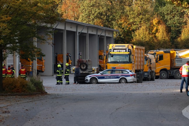 Vier Feuerwehren bei Brand bei einem Unternehmen in Wolfern im Einsatz