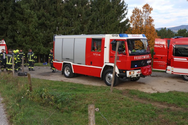 Nach Fl�mmarbeiten: Brand im Dachbereich eines Geb�udes in Schlierbach schnell unter Kontrolle