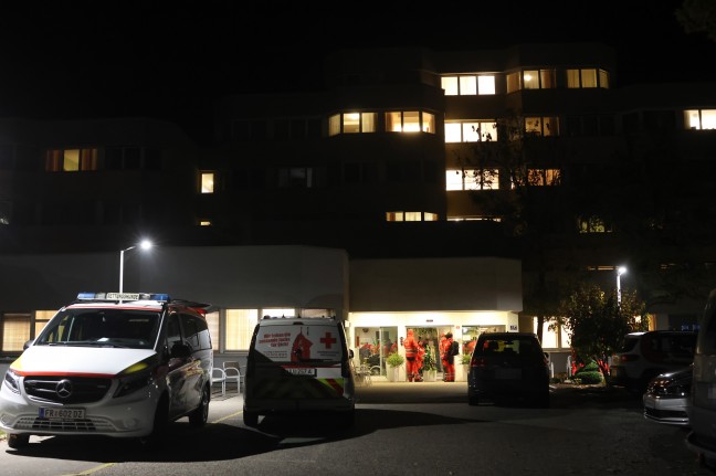 Such- und Rettungshunde bei Suche nach abg�ngiger Person aus Altenheim in Leonding im Einsatz