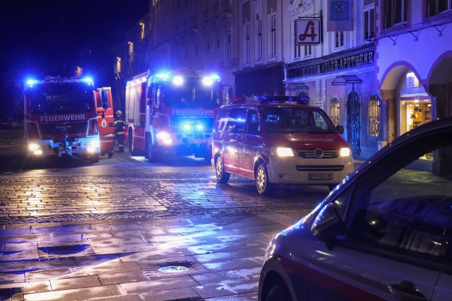 Glimmbrand in einem Restaurant in Wels-Innenstadt sorgte f�r gr��ere Rauchentwicklung