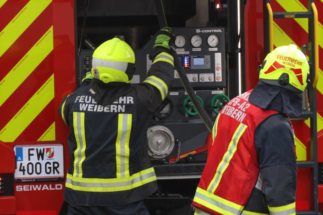 Zimmerbrand in einem Einfamilienhaus in Weibern rasch unter Kontrolle gebracht