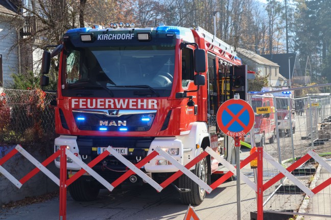 Dehnfugenbrand bei Sanierung einer Turnhalle eines Schulzentrums in Kirchdorf an der Krems