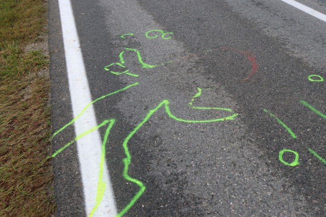 T�dlicher Verkehrsunfall: 35-J�hriger bei Pettenbach nachts von Auto �berrollt