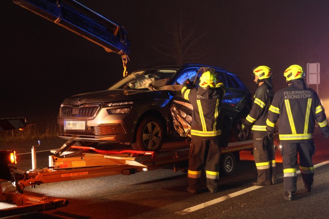 Schwerer Verkehrsunfall mit drei beteiligten Autos auf Steyrer Stra�e bei Kronstorf