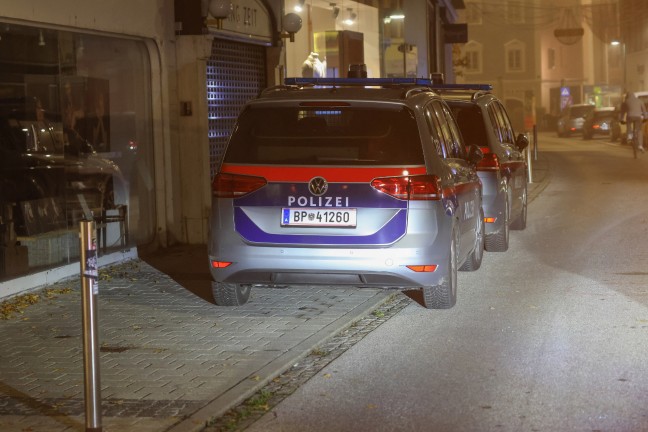 Einbruch gekl�rt: Mit Mietauto wegen Geldnot bei Goldschmied eingebrochen