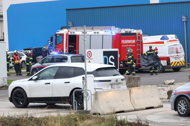 T�dlicher Arbeitsunfall: Arbeiter (61) bei Reparaturarbeiten in Enns eingeklemmt und t�dlich verletzt