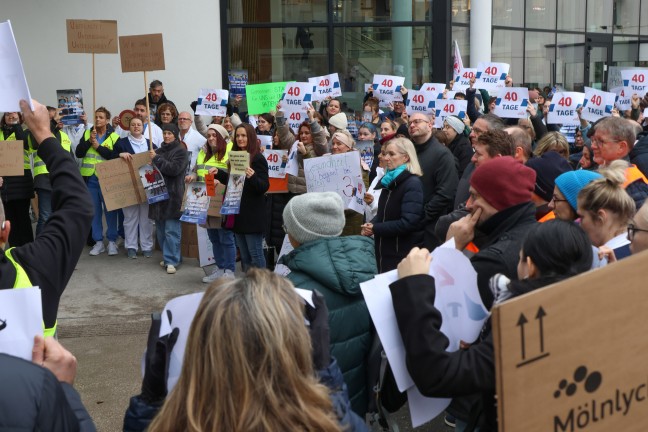Entlastung gefordert: Betriebsversammlungen bei Ordensspit�lern in Ober�sterreich