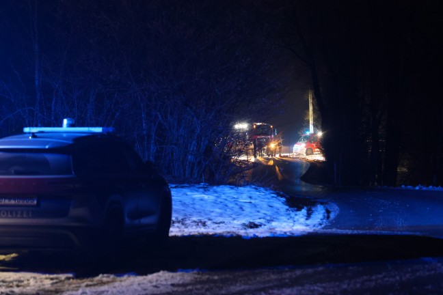 Brand einer Jagdh�tte am Ramsauer Gr��tenberg in Molln l�st Gro�einsatz aus