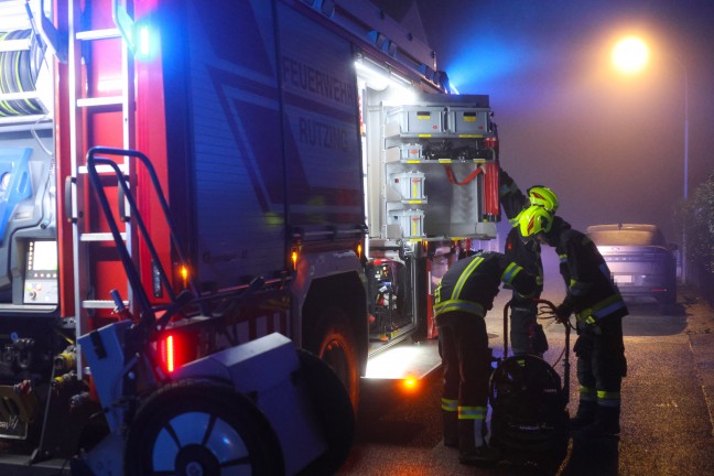 K�chenbrand in einem Wohngeb�ude in H�rsching fordert zwei Verletzte