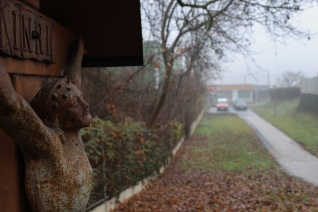 T�dliches Ereignis: Person im Bahnhofsbereich in Leonding von G�terzug erfasst und t�dlich verletzt