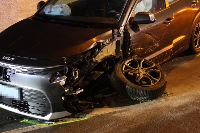 Streifkollision: Vier Verletzte bei Crash zwischen zwei PKW in Sipbachzell